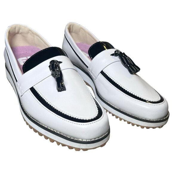 FootJoy Shoes - FootJoy Sandy Women's Golf Shoes 8.5 Medium Style 92383, White/Black. Like New
